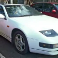 Opływowa bryła drugiego 300ZX (Z32) z 1990 roku — auto, które Nissan projektował na superkomputerze Cray. Egzemplarz w wersji z dachem T-top.