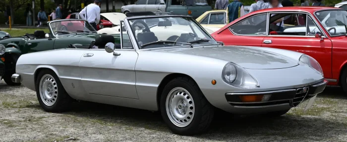 Srebrny Spider 2000 z 1979 roku, druga seria: zaokrąglony tył ustąpił ściętej „coda tronca