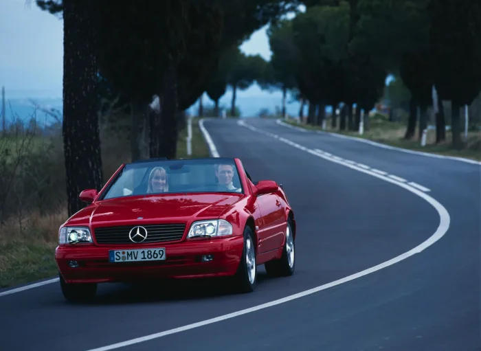 Mopf II w marketingowej kampanii Mercedesa zatytułowanej „sports car DNA
