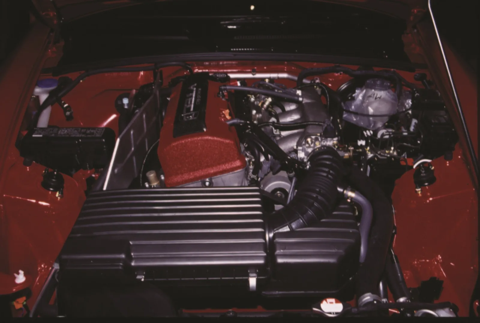 Honda S2000 silnik F20C — 9000 obrotów i snap oversteer