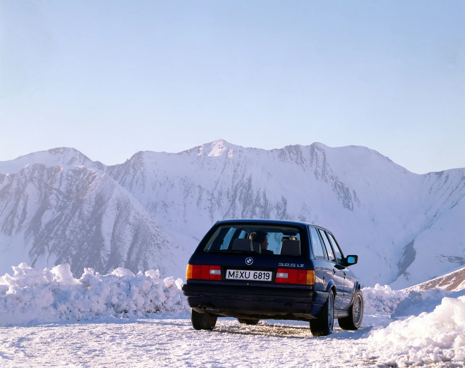 BMW E30 Touring — pierwsze fabryczne kombi BMW