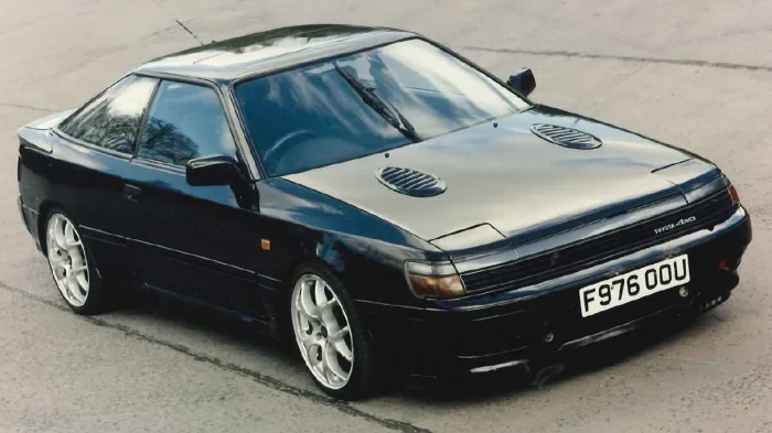 GT-Four ST165 z października 1986 roku: doładowany 3S-GTE i napęd na cztery koła. Od niej każda kolejna generacja miała własną GT-Four.