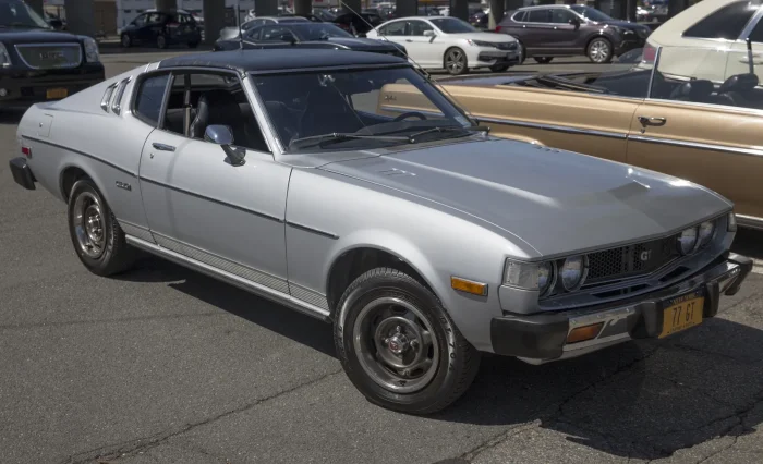 Liftback wszedł do gamy 6 kwietnia 1973 roku. To on przykleił Celice etykietę japońskiego Mustanga.