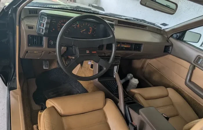 Mitsubishi Starion 1983 - zdjęcie 7