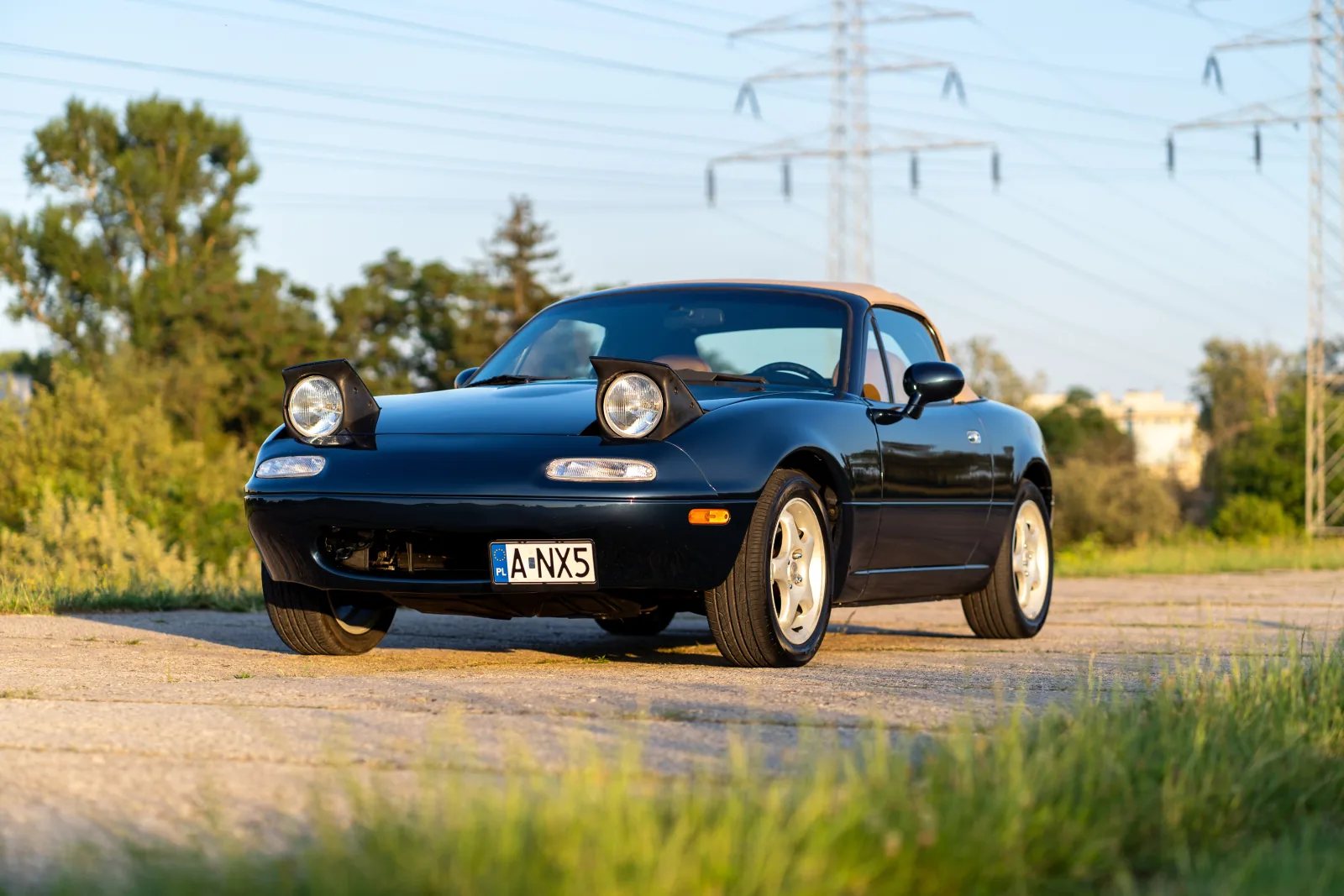 MX-5 Miata NA 1.8 — rzadka wersja STO, stan kolekcjonerski