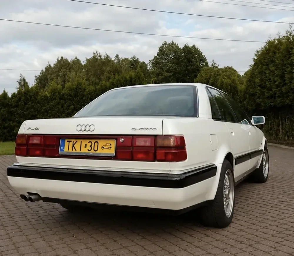 Audi V8 1988