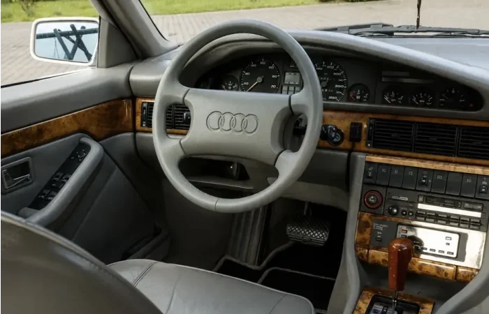 Audi V8 1988 - zdjęcie 5