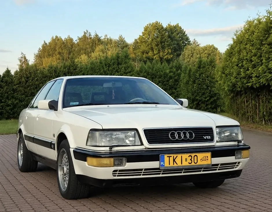Audi V8 1988