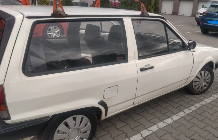 Volkswagen Polo 1990 - zdjęcie 2