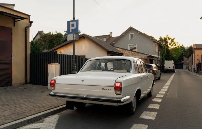 GAZ Wołga 24 1977 - zdjęcie 2