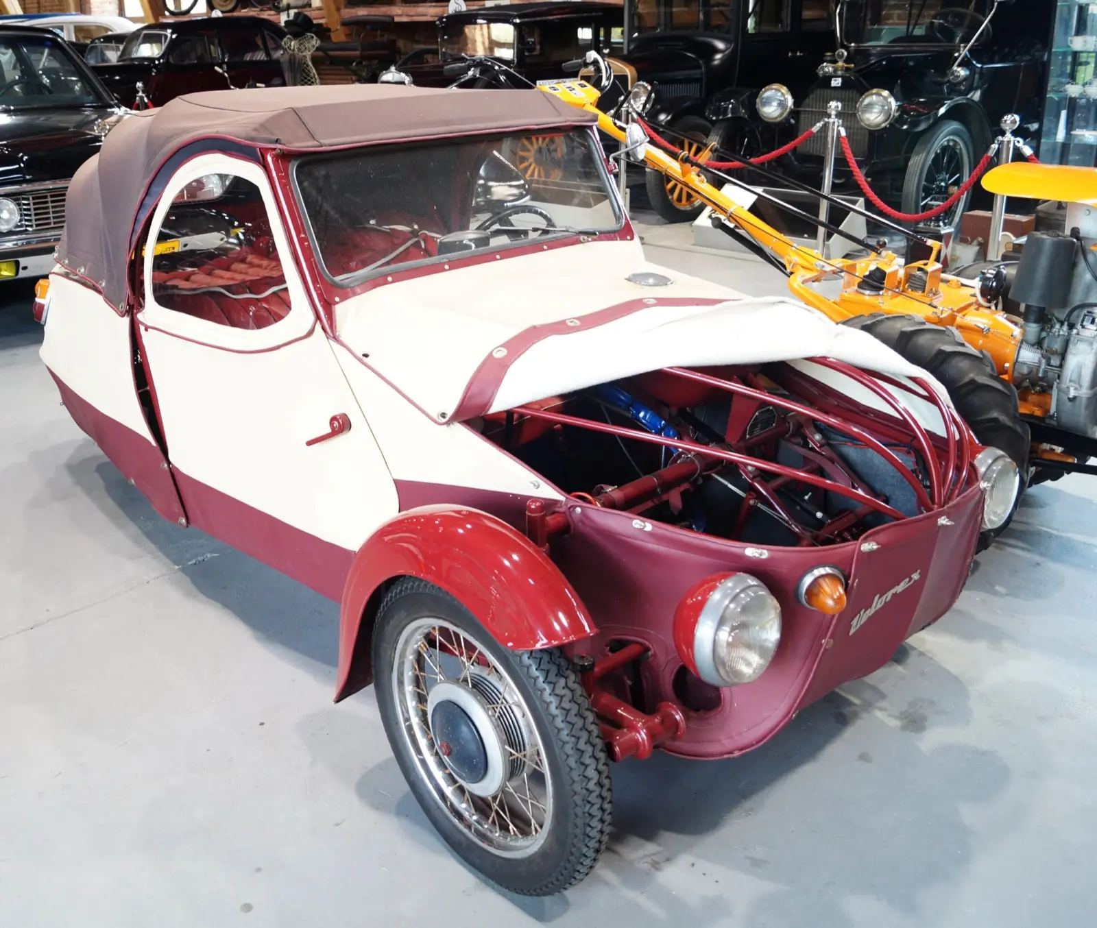 Muzeum Motoryzacji i Techniki Zamek Topacz