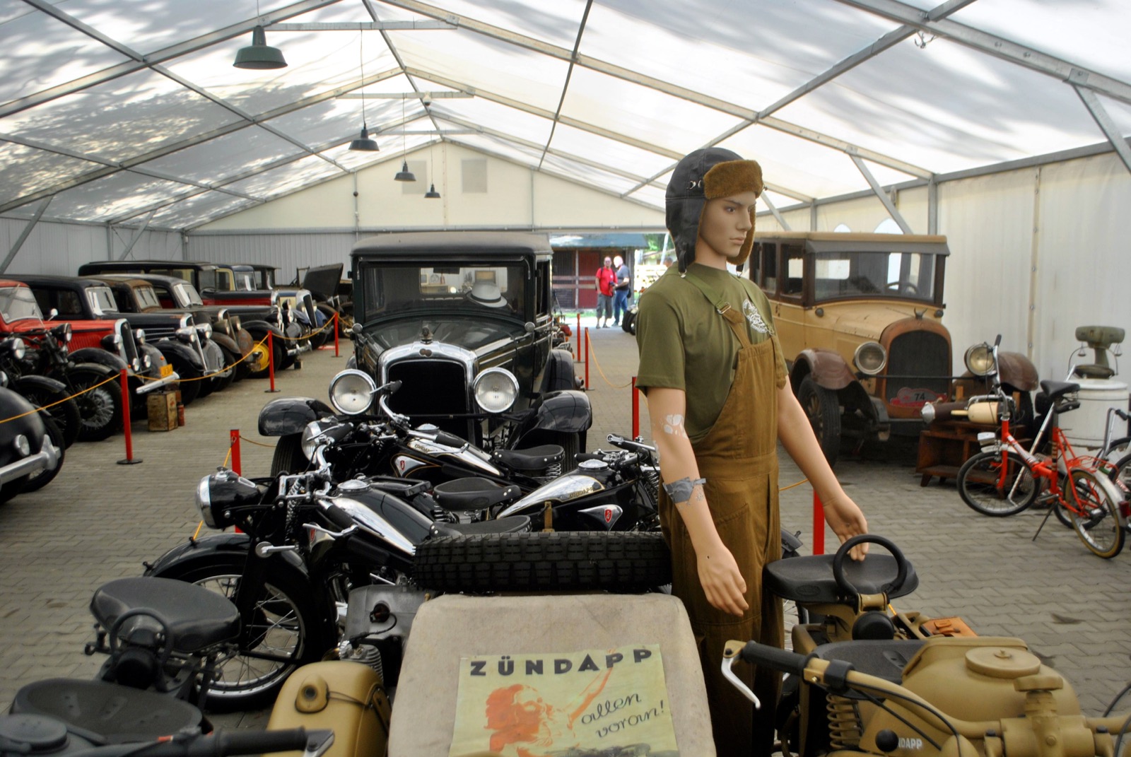 Muzeum Motoryzacji Motonostalgia w Nieborowie